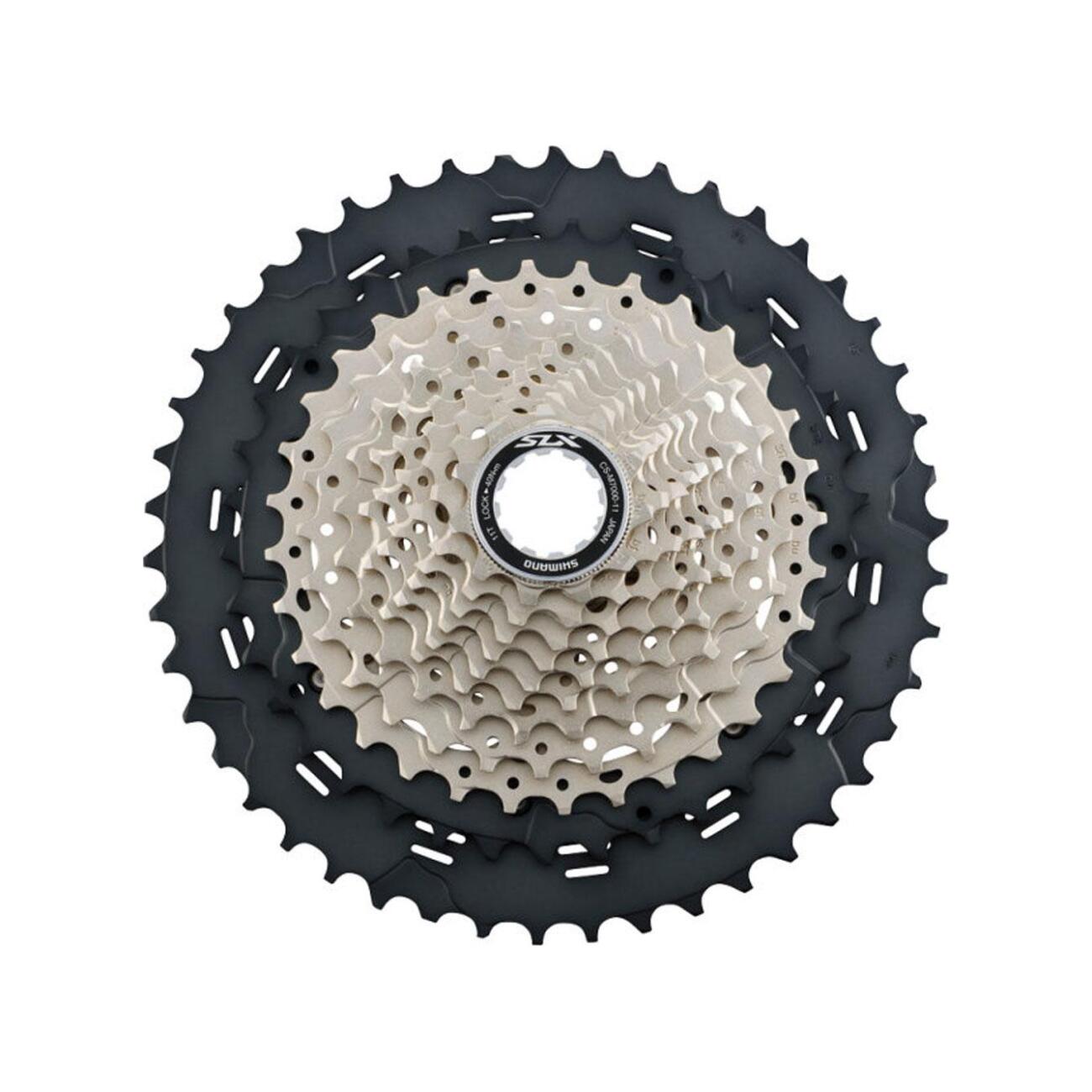 
                SHIMANO kazeta - CASSETTE SLX M7000 11 11-46 - stříbrná/černá
            